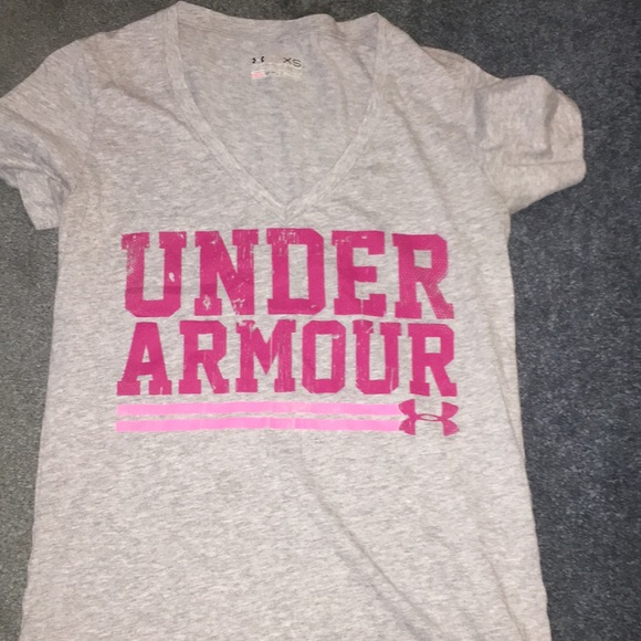 Gray Under Armour V Neck - Picture 1 of 1